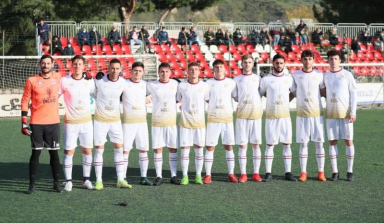 Morrone-Isola Capo Rizzuto 2021-2022 (2-2)